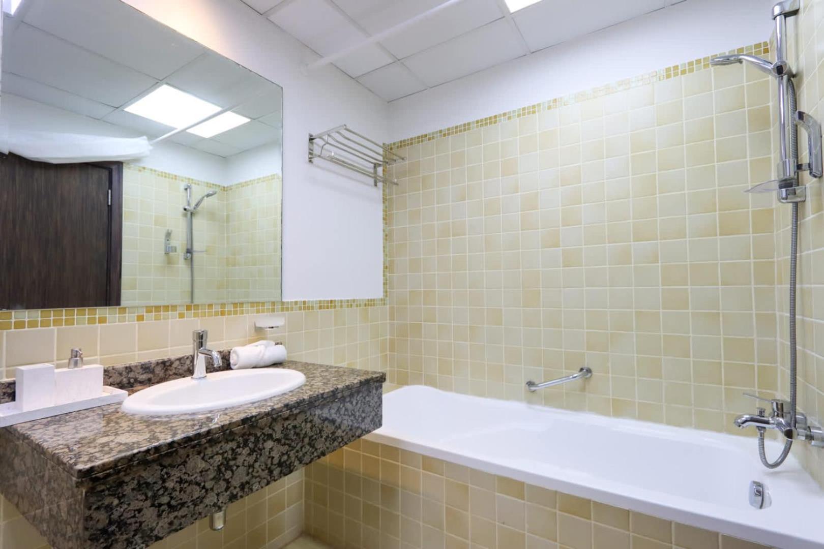 Livbnb-serene 2bhk With Marina Views Apartment Dubai