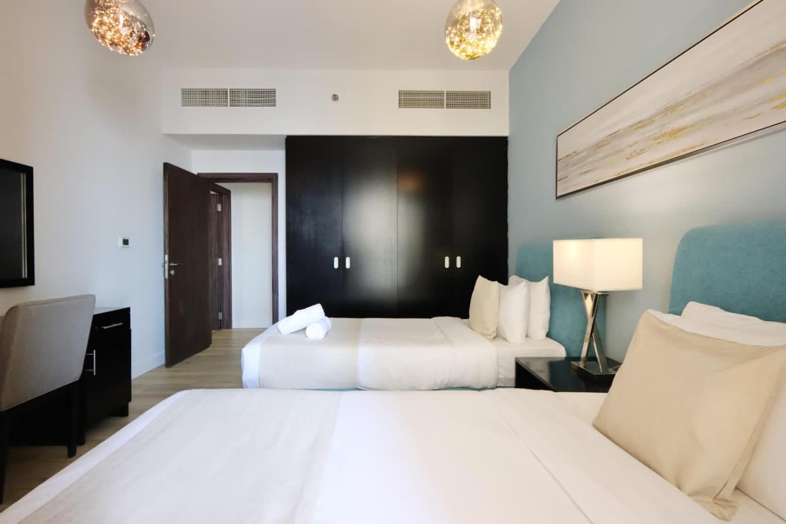 Livbnb-serene 2bhk With Marina Views *