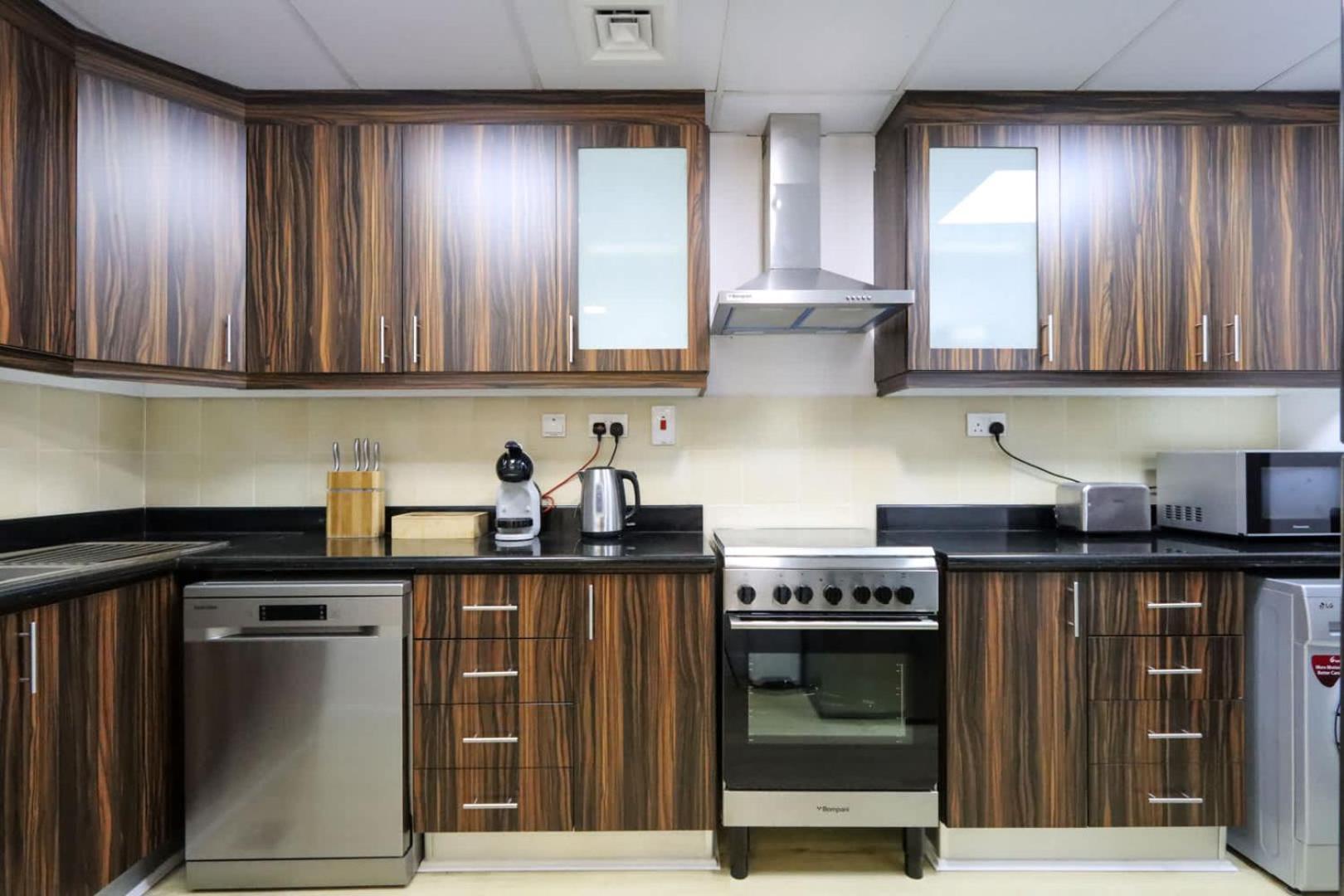 Livbnb-serene 2bhk With Marina Views Dubai