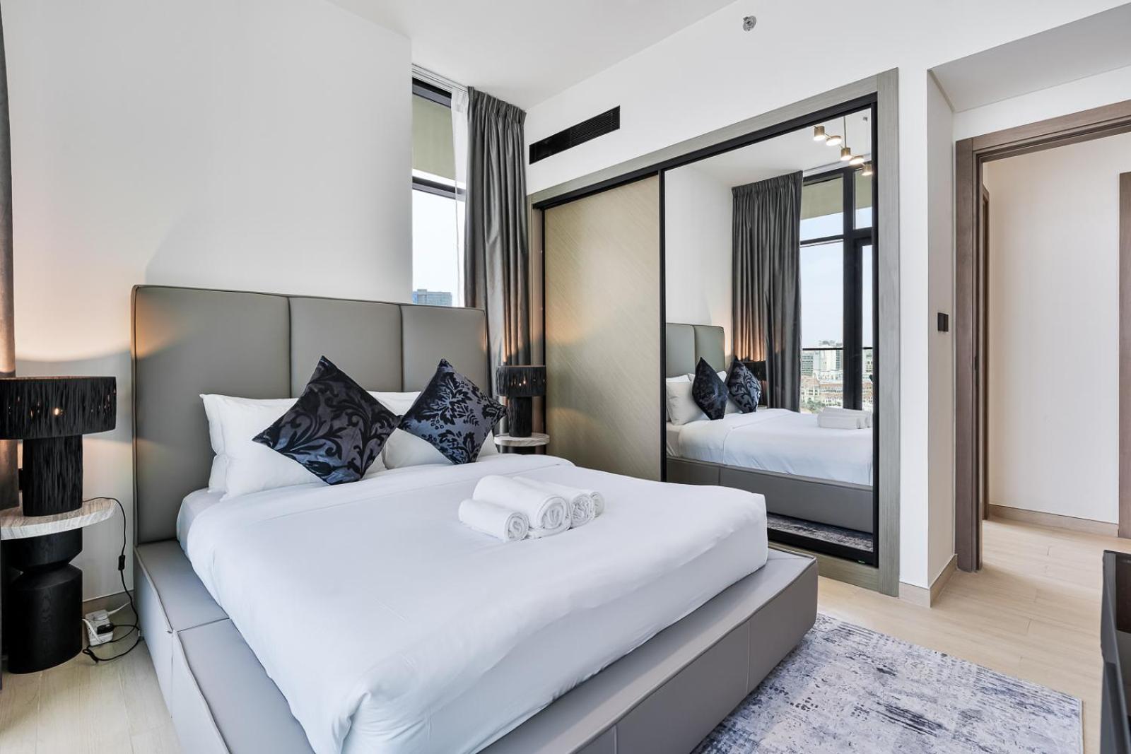 Luxury 3br With Pool And Gym Apartment Dubai