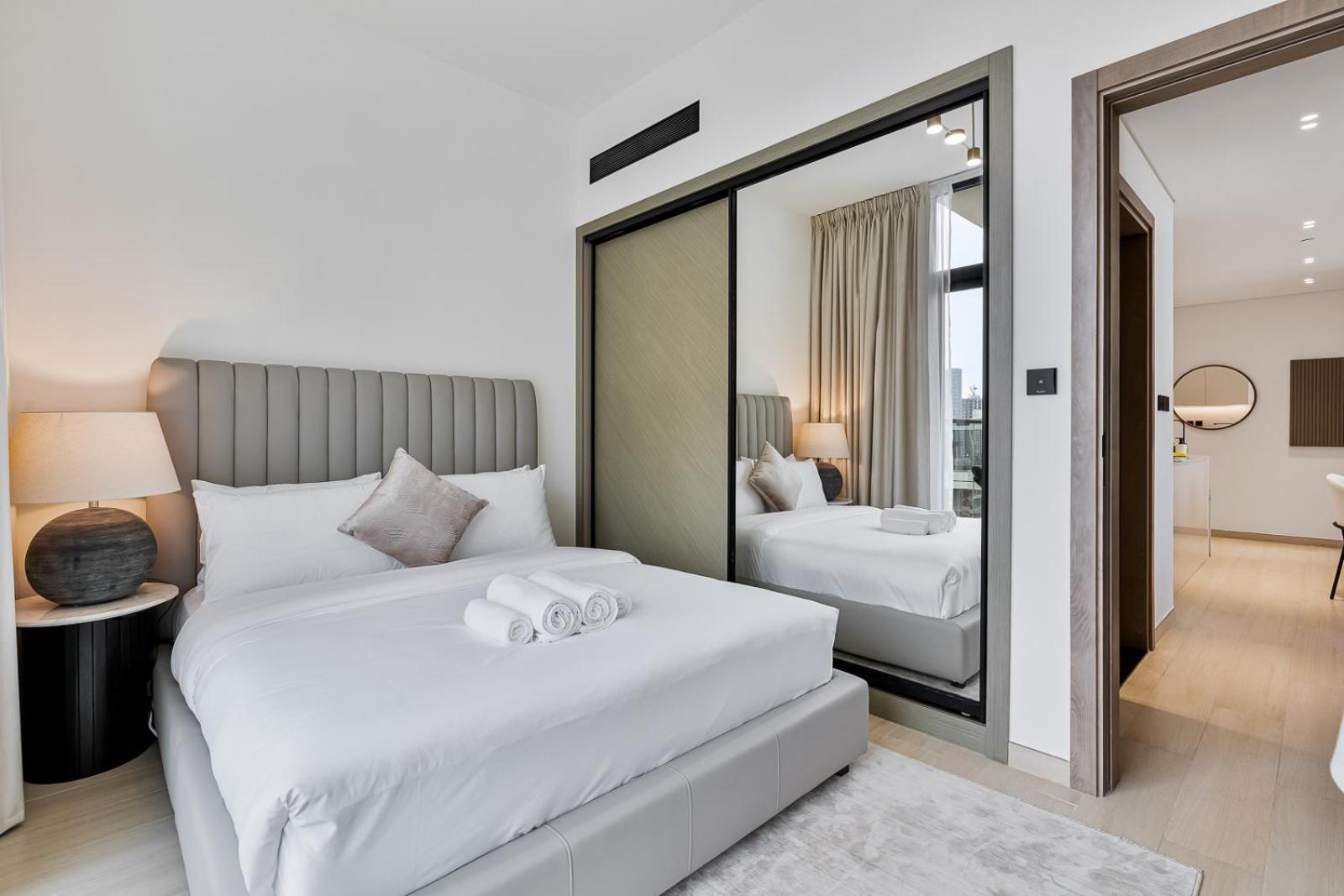 Apartment Luxury 3br With Pool And Gym