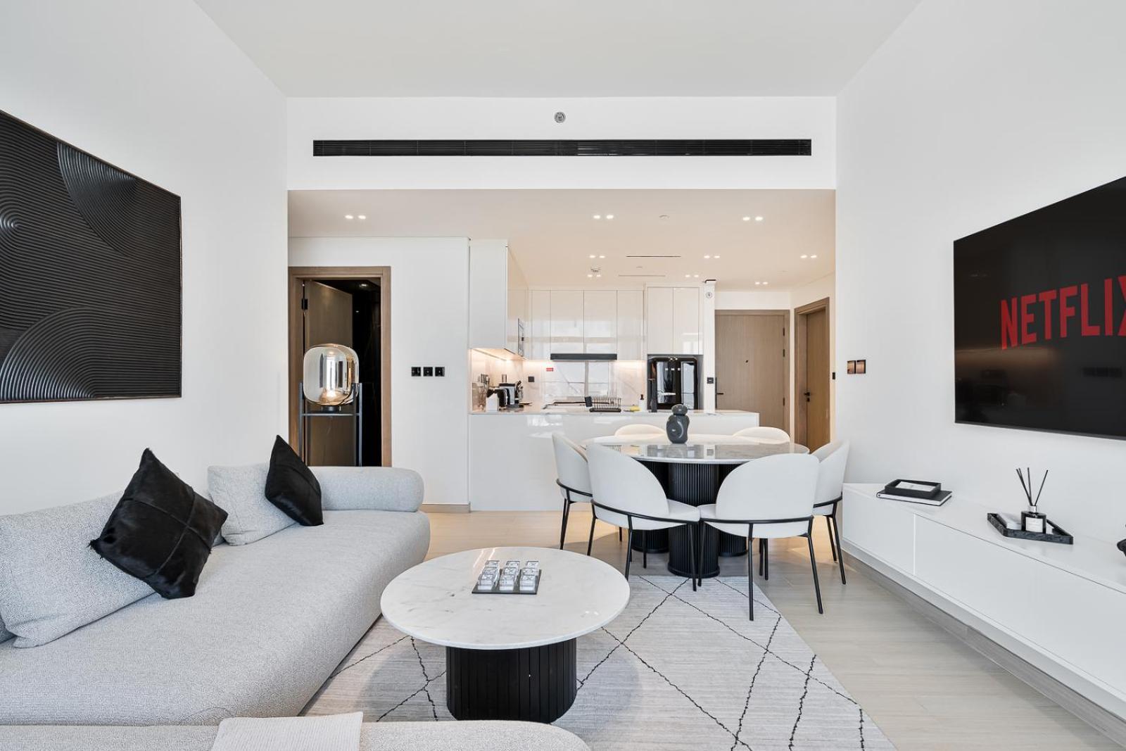 Apartment Luxury 3br With Pool And Gym *