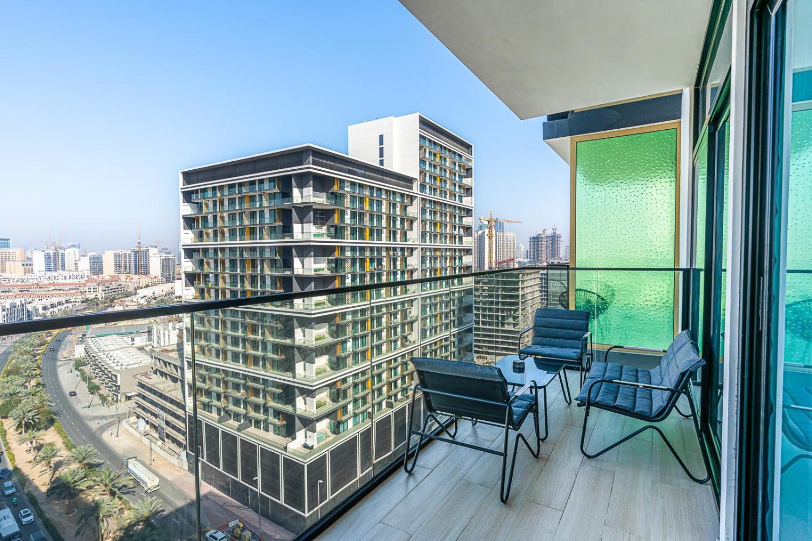 Luxury 3br With Pool And Gym Dubai
