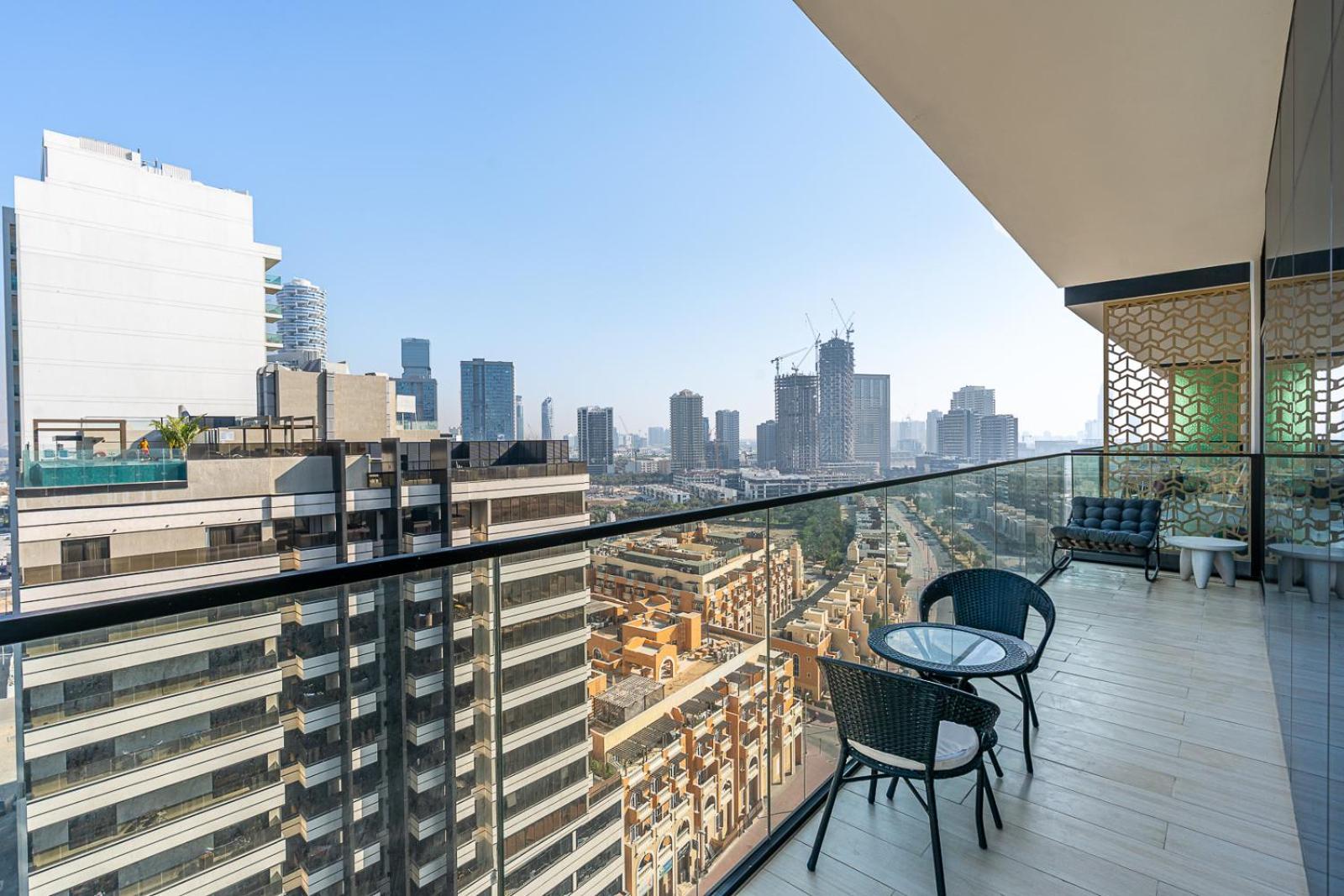 Apartment Luxury 3br With Pool And Gym Dubai