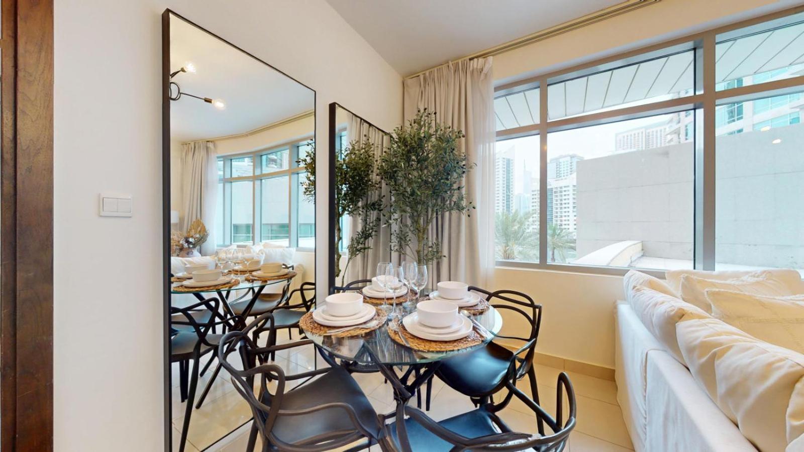 Bonaire Tower - Airy One Bedroom In Marina Apartment *