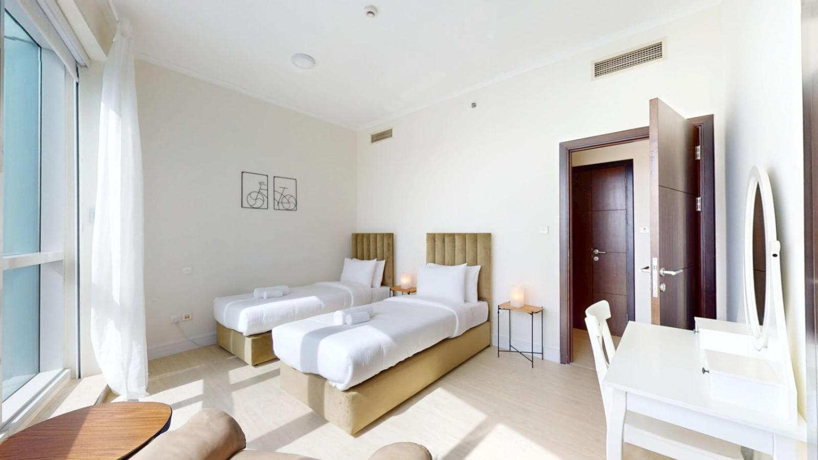Torch Tower - Minimalistic Two Bed With Views Daire
