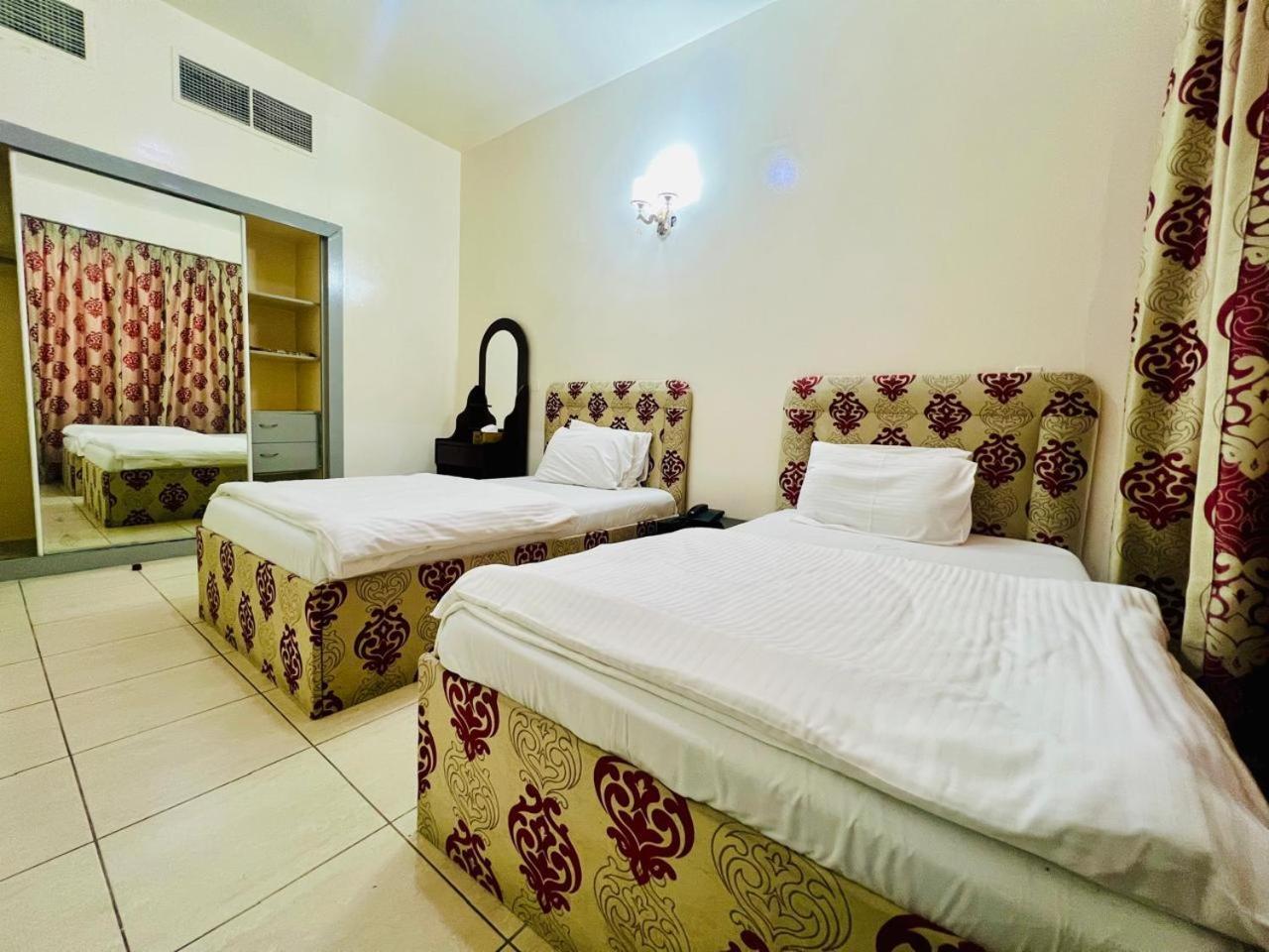 Sky Aparthotel