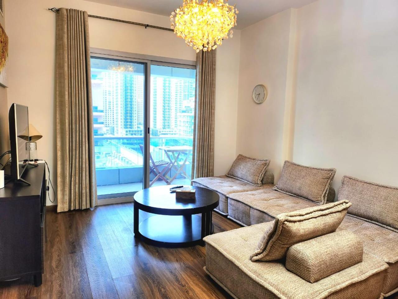 Diamond Marina - Offers Stunning 2-bedroom 5 Min Walking Distance Marina Jbr Beach, Metro And Marina Walk Dubai