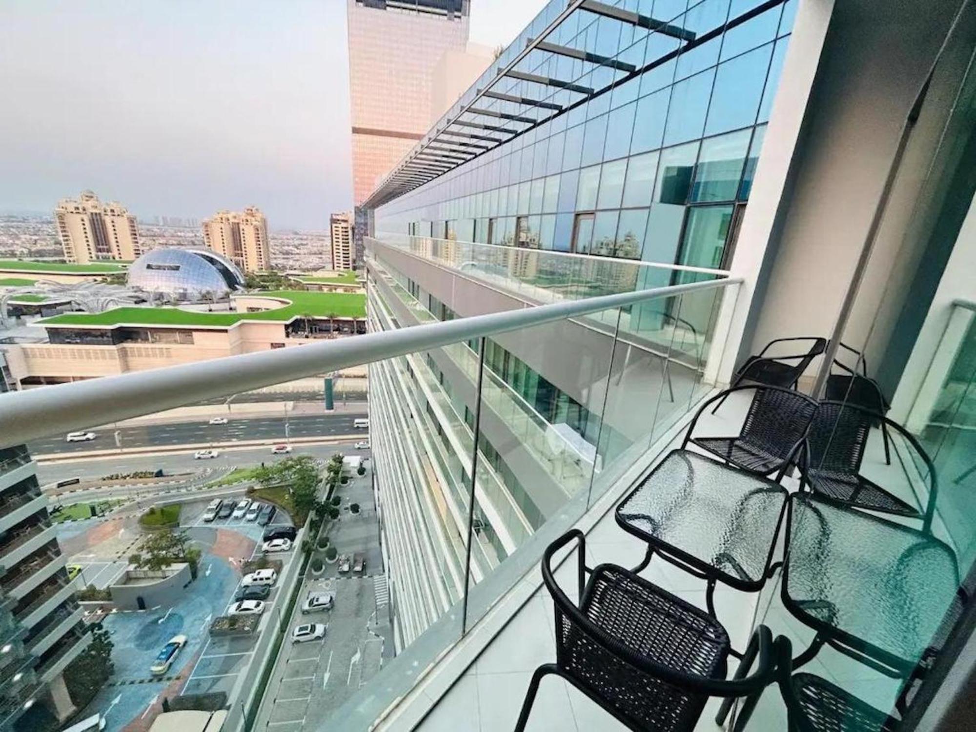 Modern Fully-equipped In Seven Palm, And Pool Access Apartment Dubai