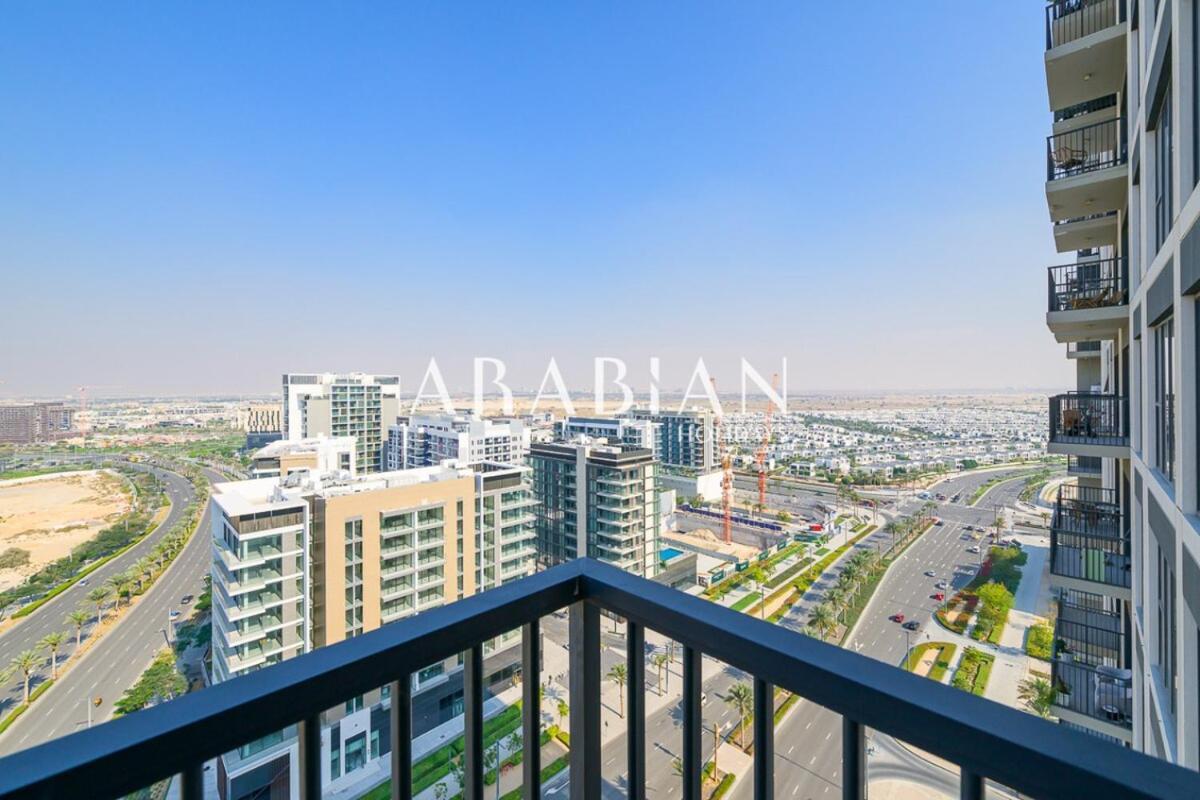 Apartment Contemporary 2 Bedroom In The Heart Of Hills *