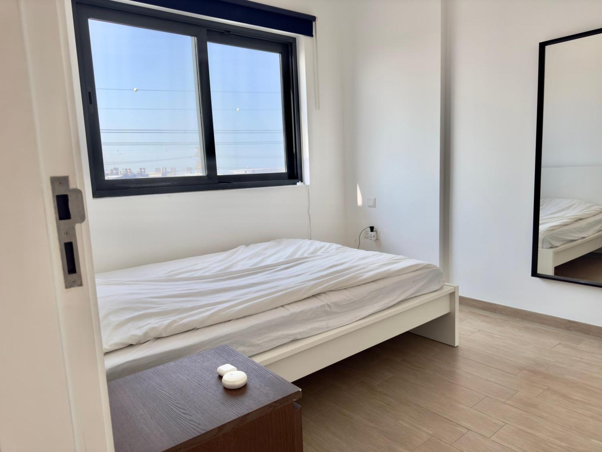 Starts Here With Amazing With Walking Distance To Metro Apartment