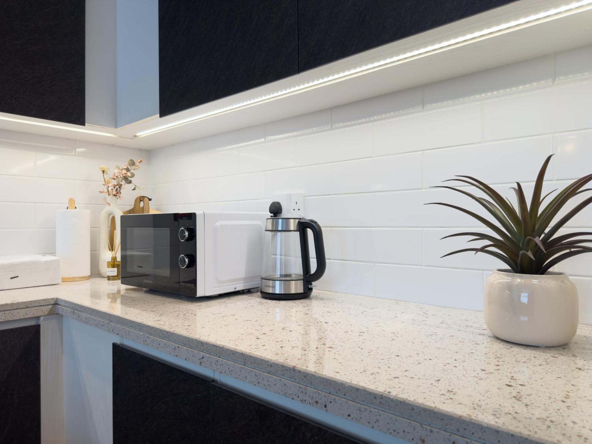 Elite Business & Family Turnkey 2br In Oia Motor *