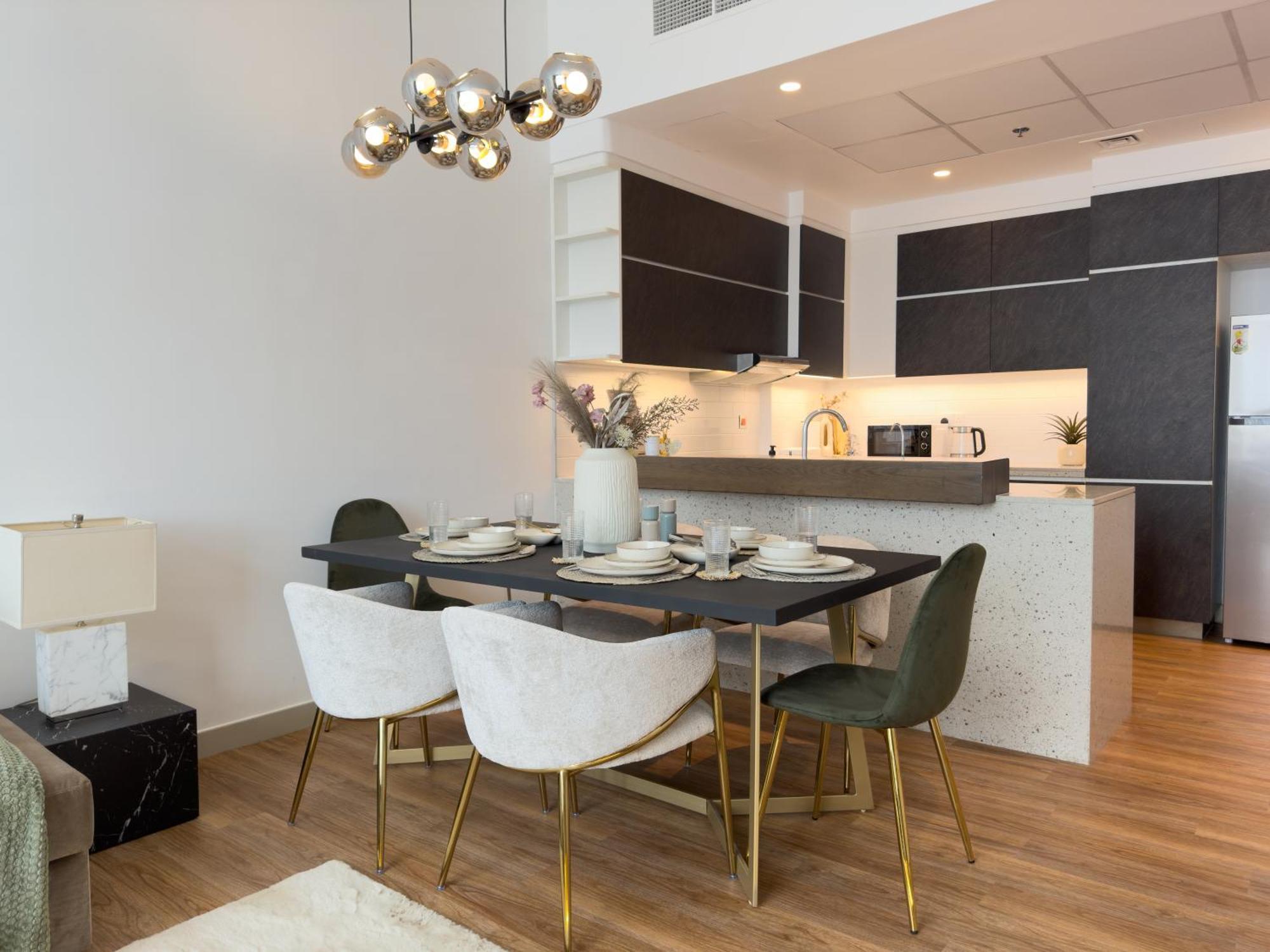 Elite Business & Family Turnkey 2br In Oia Motor Dubai