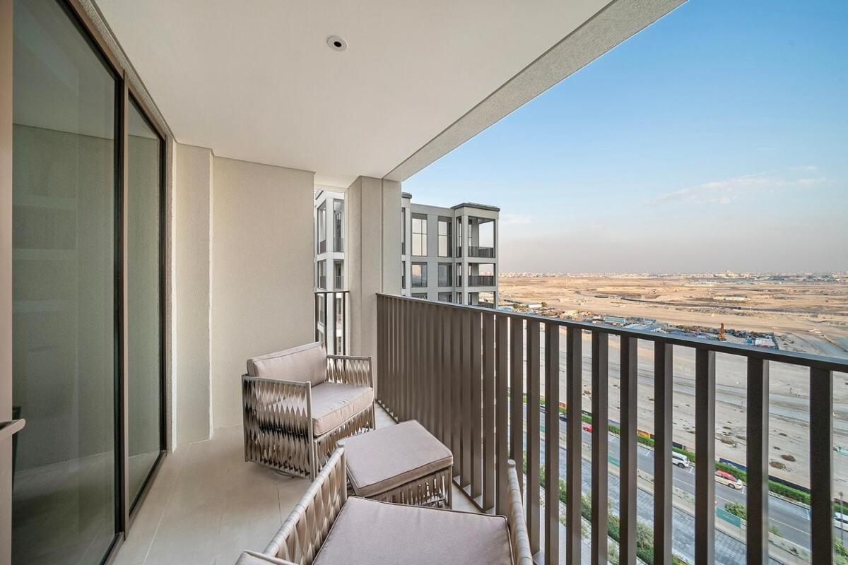 First Class 1br Glamorous & Stylish Escape Dubai