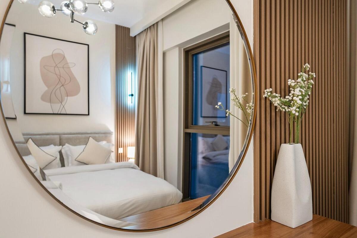First Class 1br Glamorous & Stylish Escape Apartment Dubai
