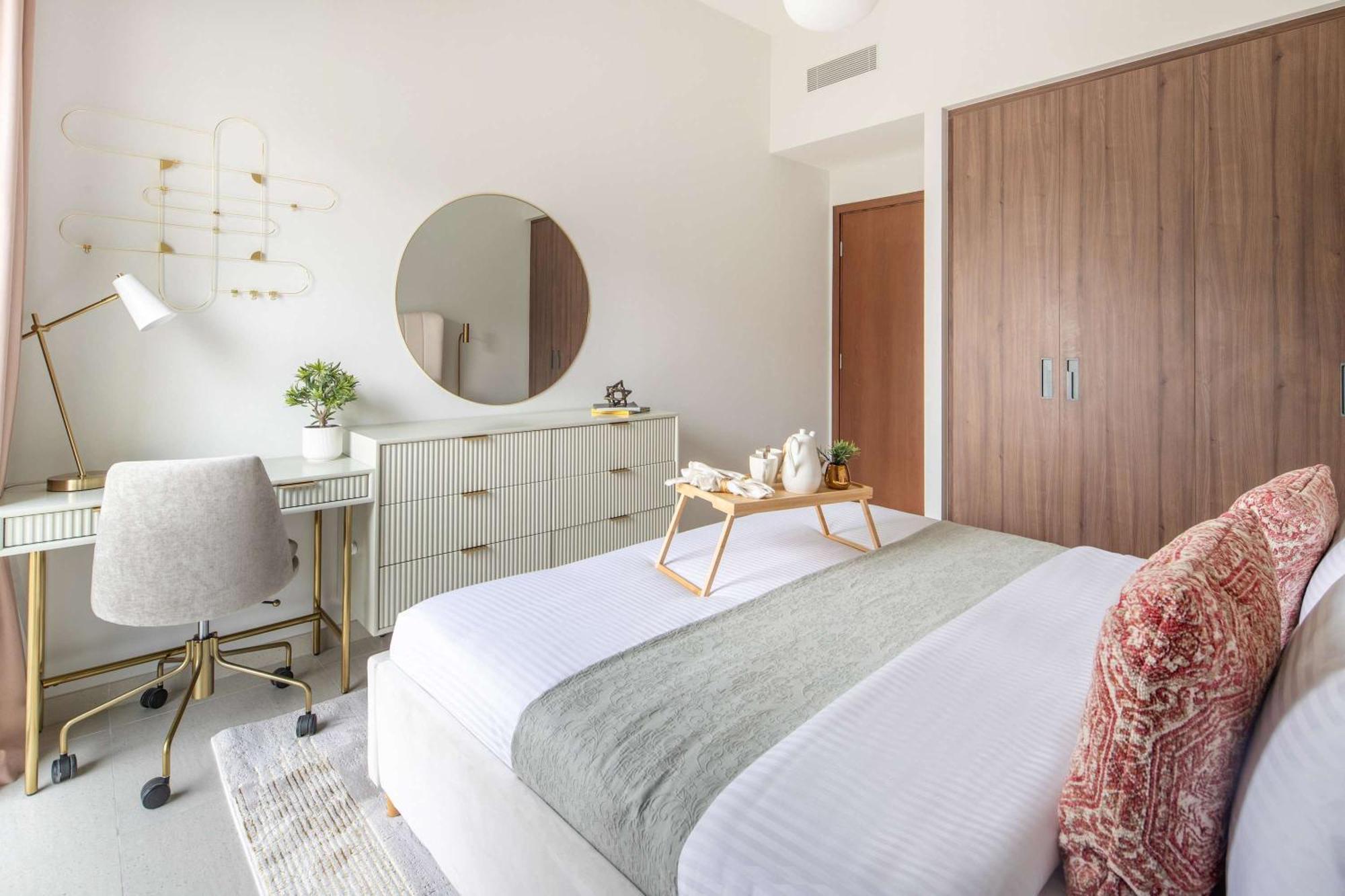 Frank Porter - Vida Creek Daire Dubai
