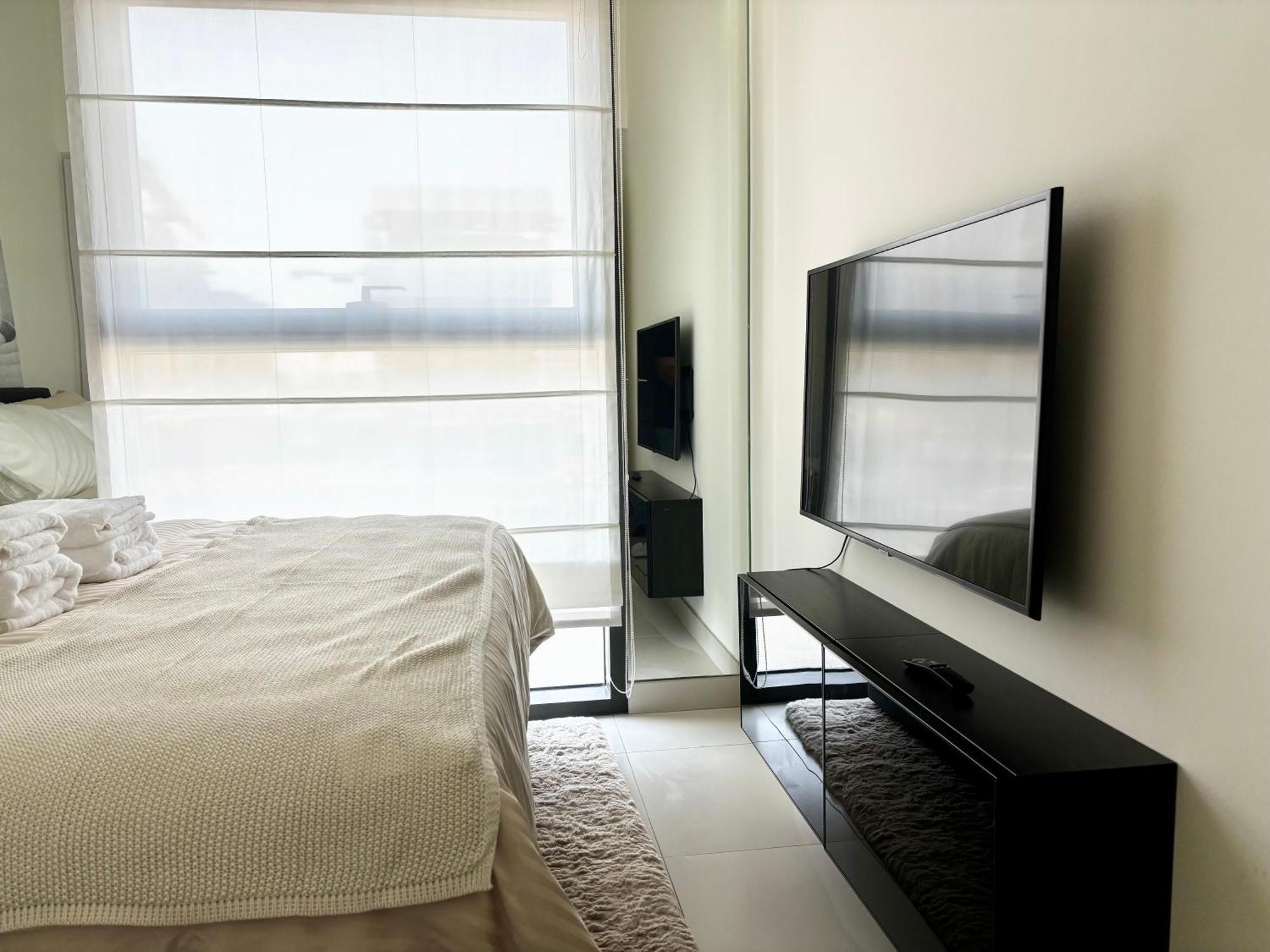 Enjoy A Modern And Trendy Apartment In The Heart Of Dubai Apartment Dubai