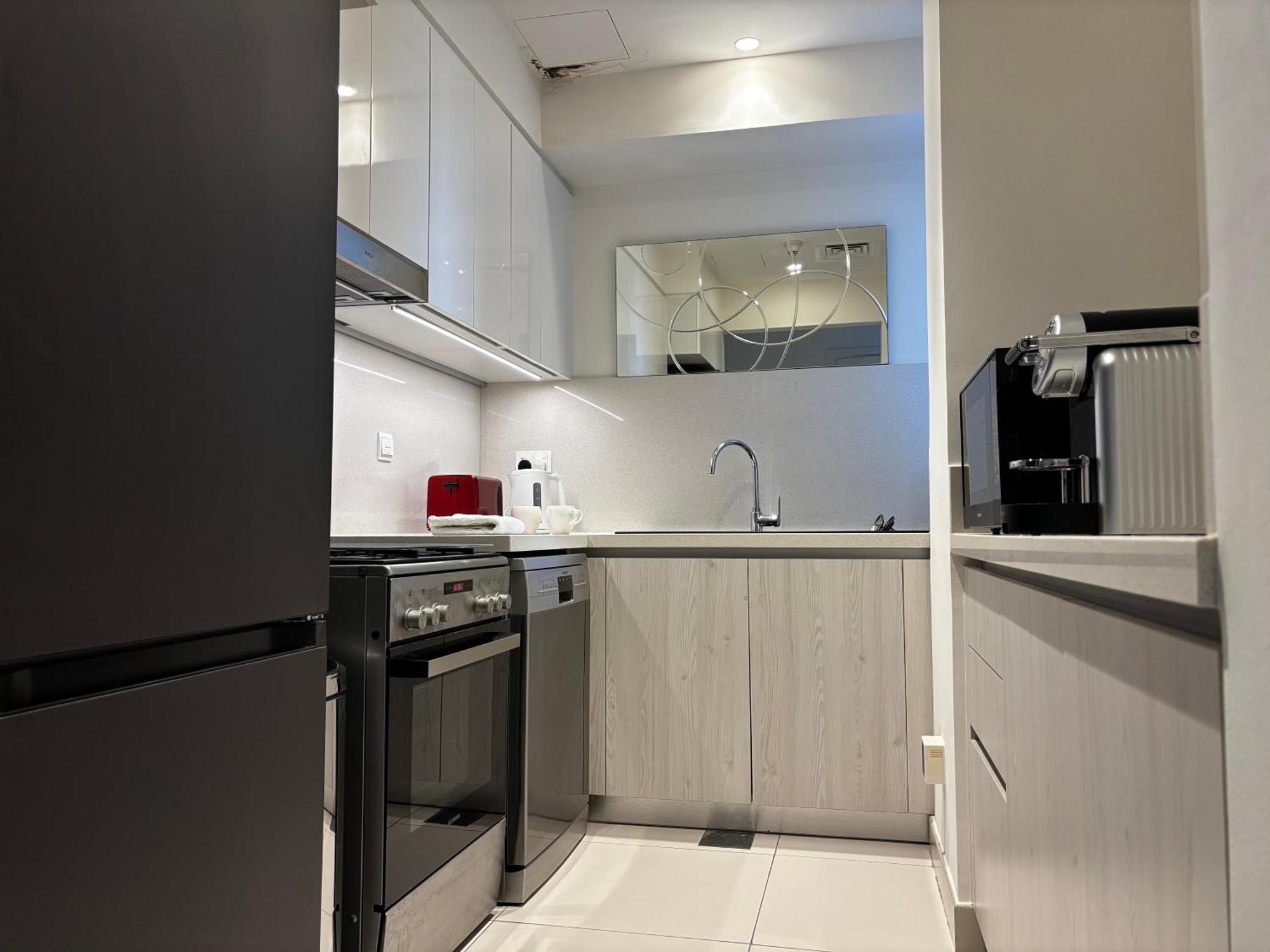 Enjoy A Modern And Trendy Apartment In The Heart Of Dubai * Dubai