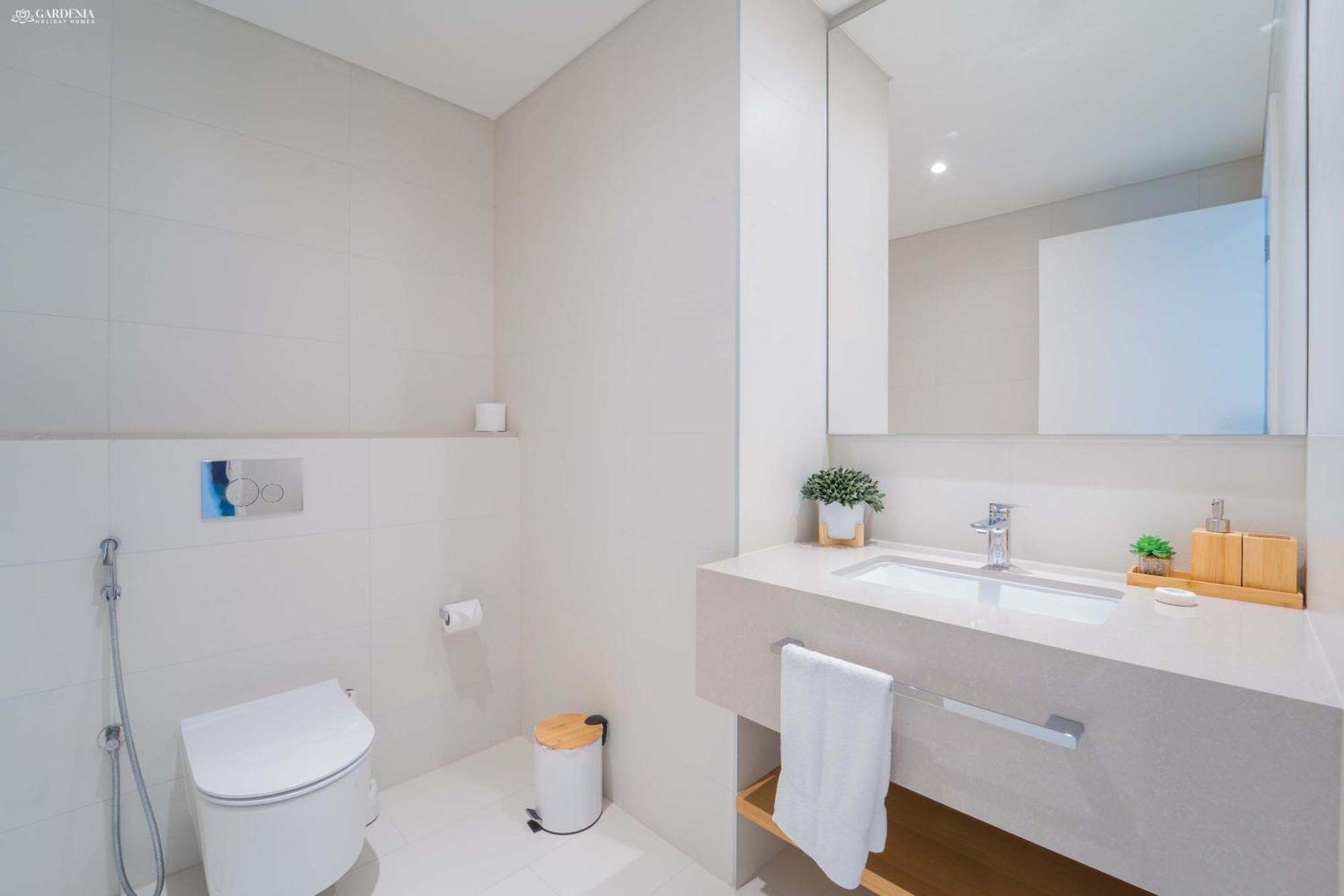 Apartment Jbr - Private Access Full Sea View At La-vie By Gardenia