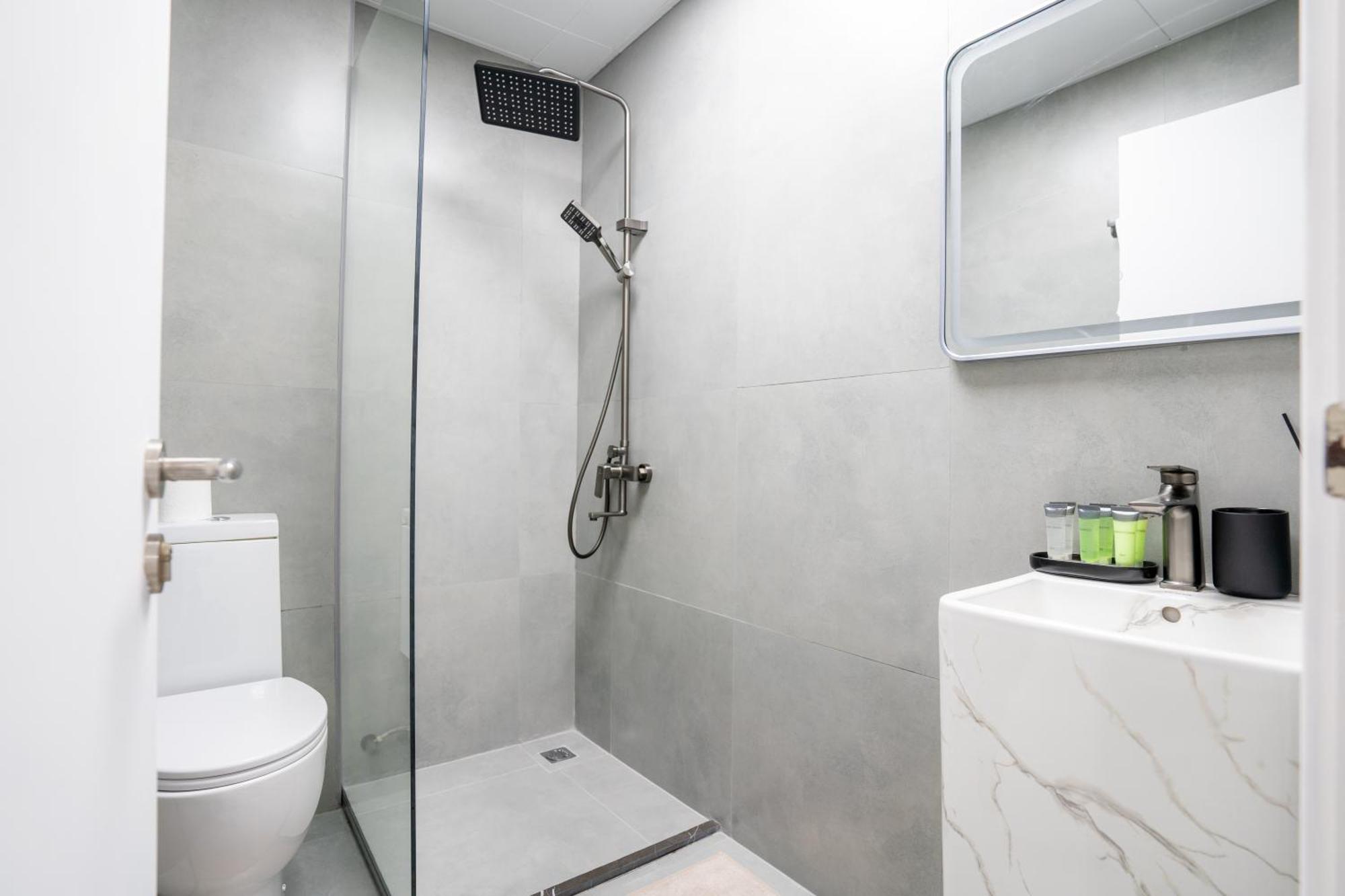 Sunrise Homes - 2 Bedroom With Stunning View In Marina * Dubai