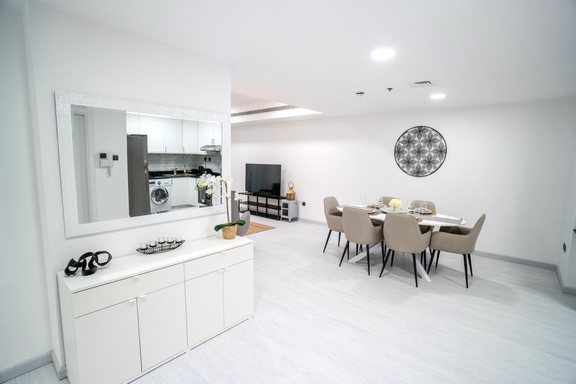 Sunrise Homes - 2 Bedroom With Stunning View In Marina * Dubai