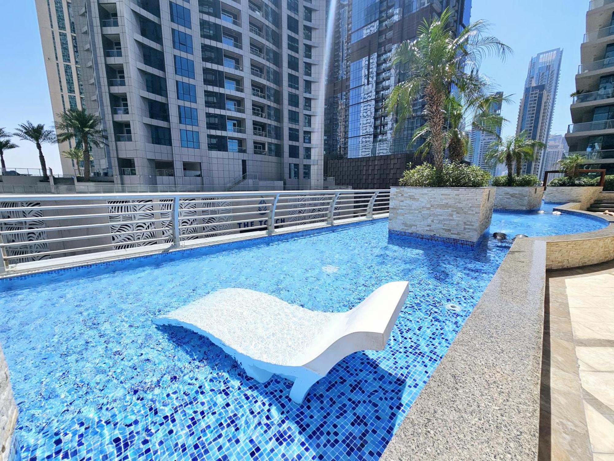 Sunrise Homes - 2 Bedroom With Stunning View In Marina Apartment Dubai