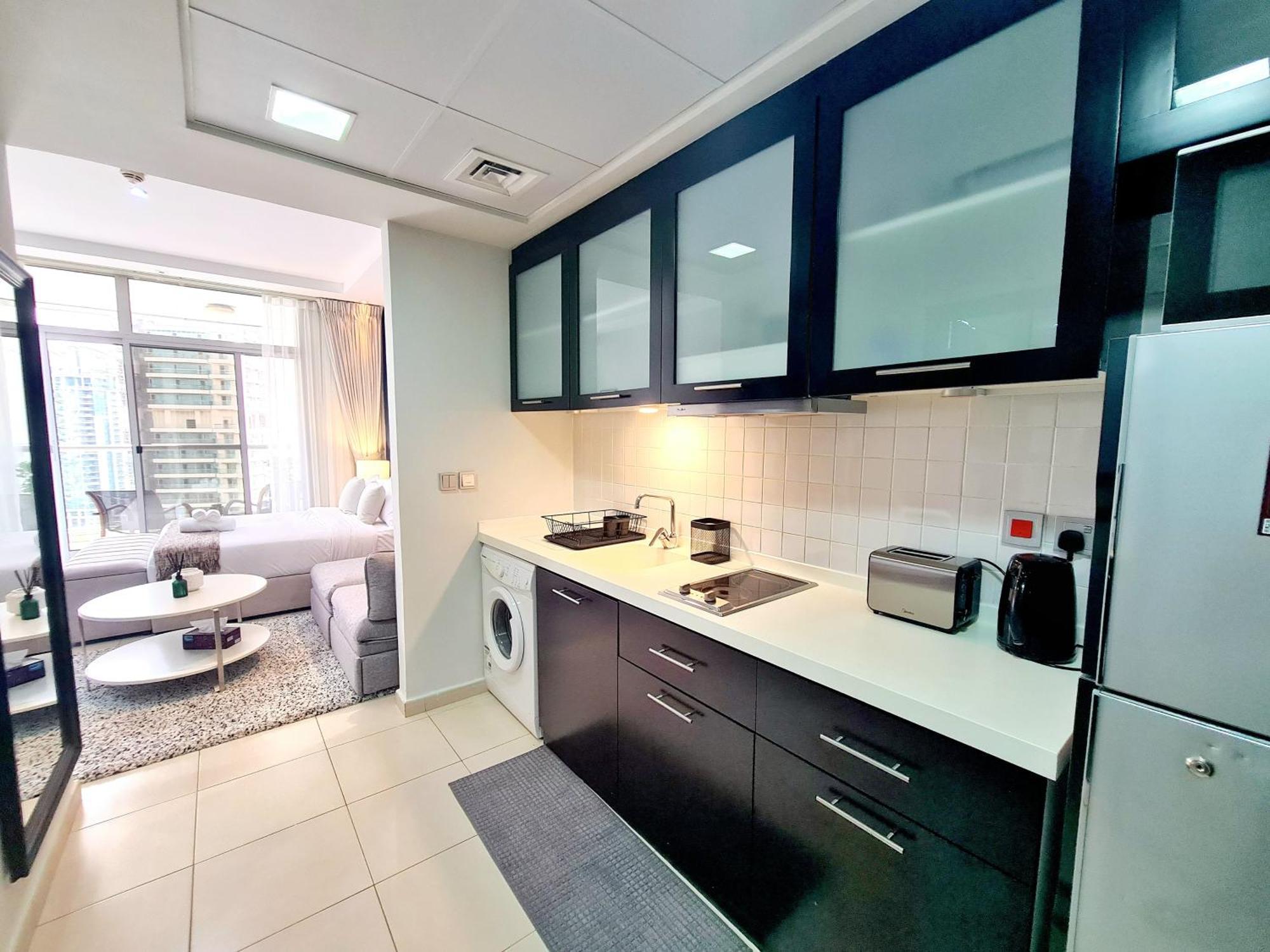 Sunrise Homes - Beautiful Marina Near Jbr Apartment *
