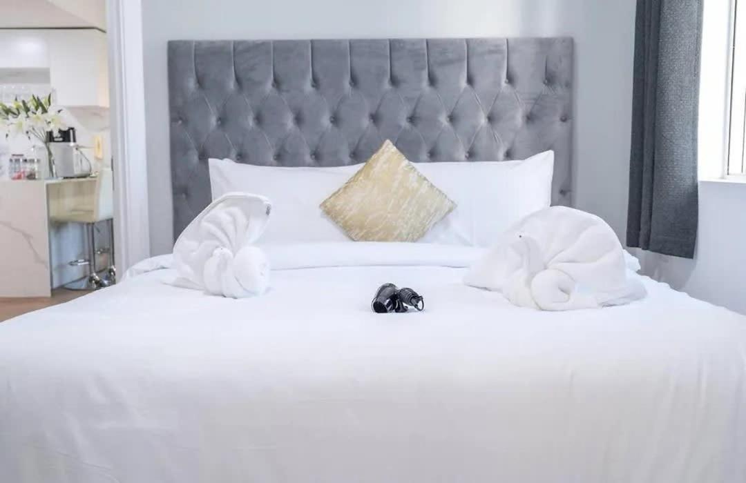Apartment Stunning 2 Bed Great Metro Access *