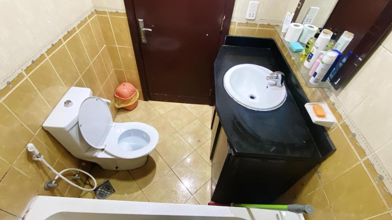 Classic Opposite To Mirdif Center Homestay Dubai