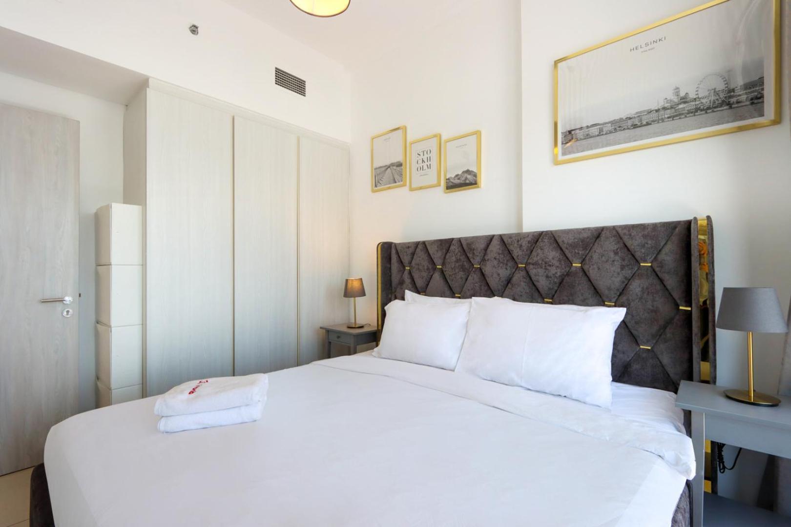 Canalfront Gem 1br In Zada Tower By Livbnb * Dubai