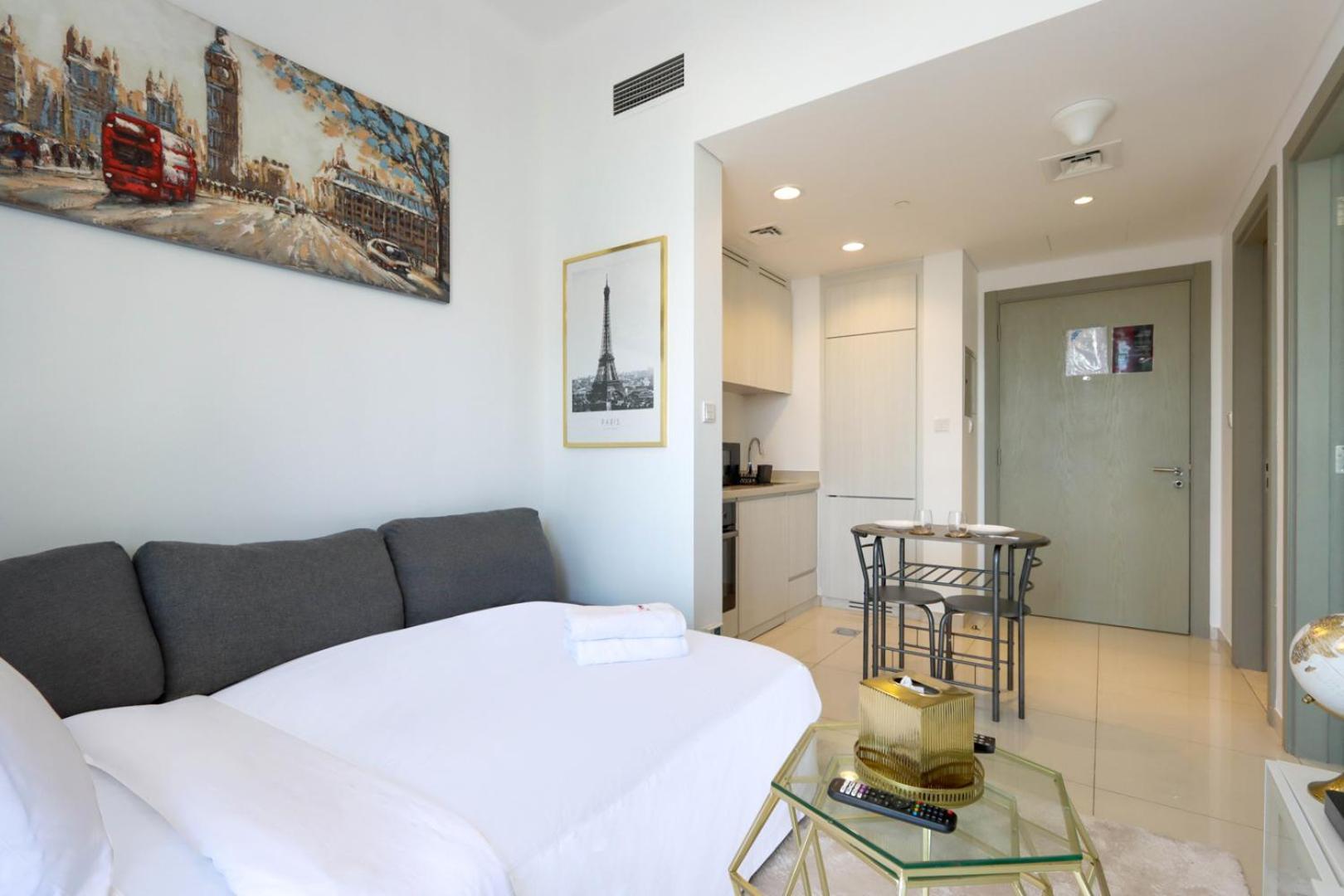 Canalfront Gem 1br In Zada Tower By Livbnb Apartment