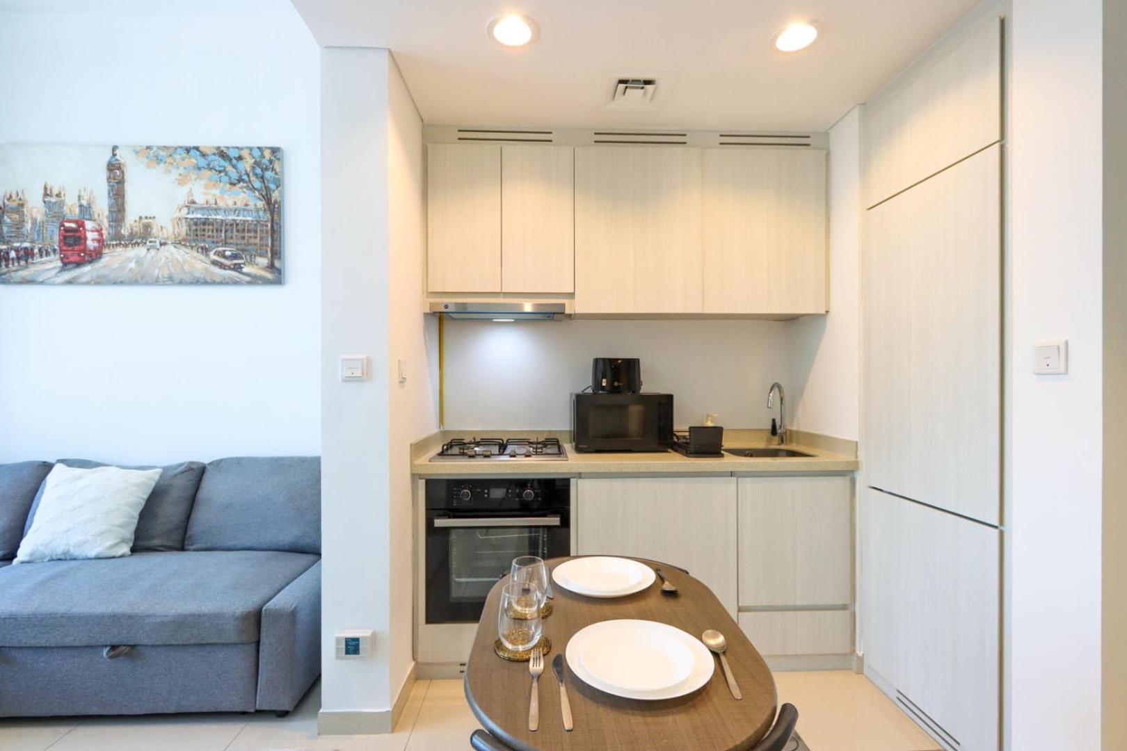 Apartment Canalfront Gem 1br In Zada Tower By Livbnb Dubai