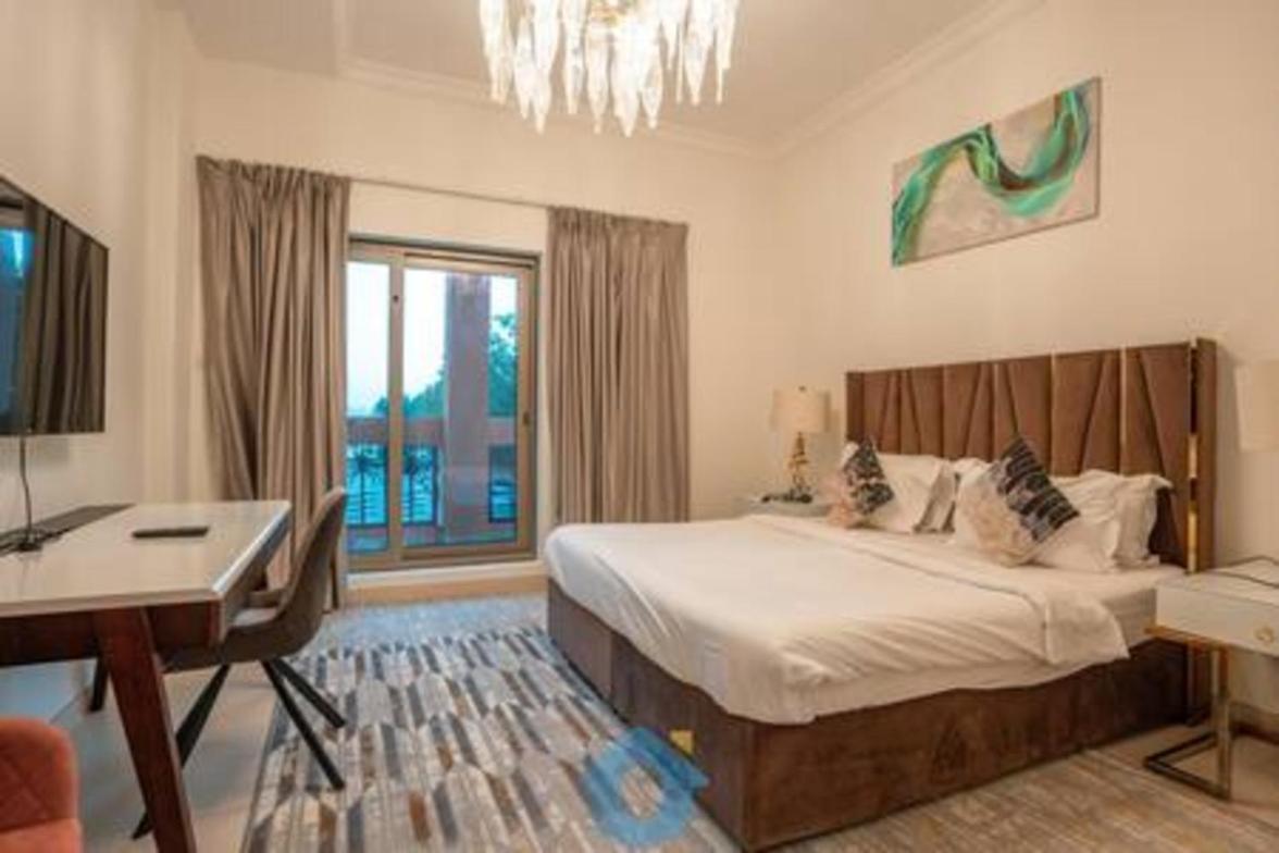 106sa Sophisticated 3-bhk In Palm Jumeirah Dubai