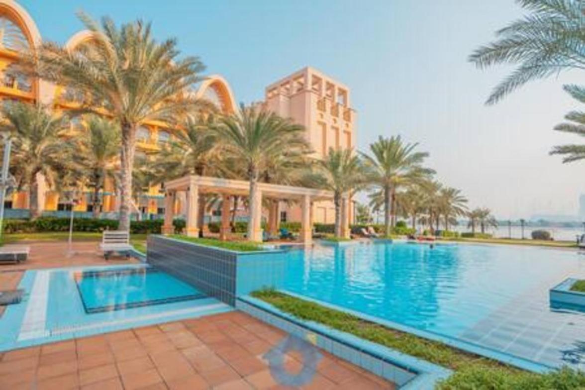 106sa Sophisticated 3-bhk In Palm Jumeirah