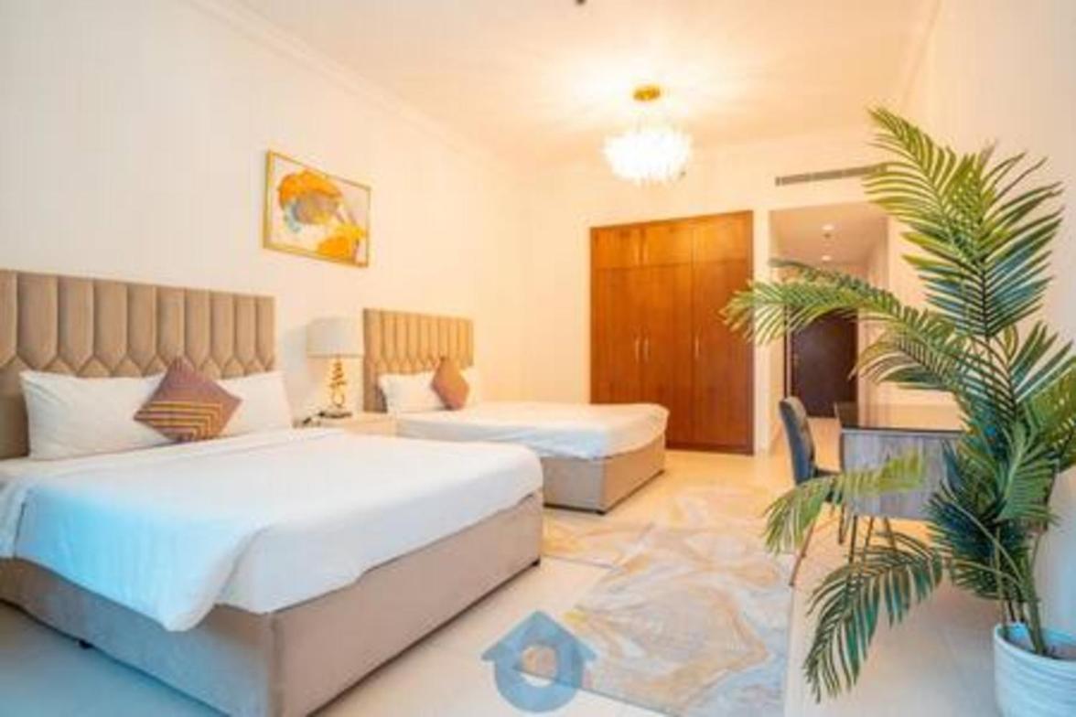 106sa Sophisticated 3-bhk In Palm Jumeirah Apartment Dubai