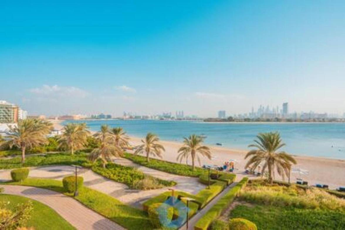 106sa Sophisticated 3-bhk In Palm Jumeirah