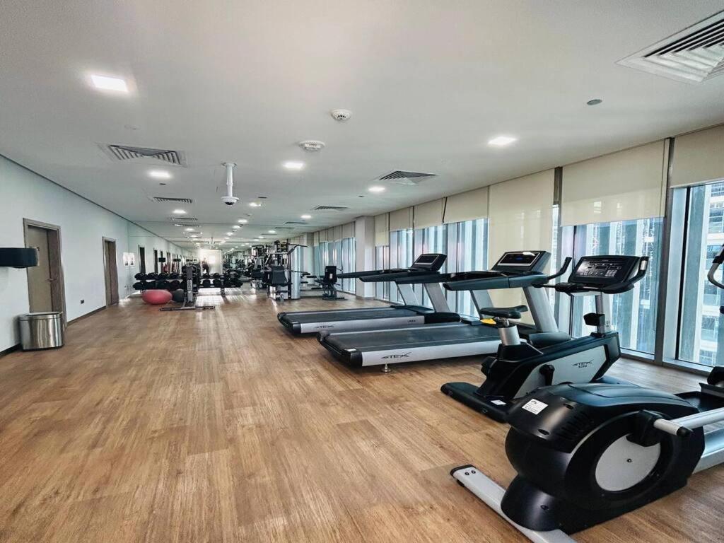 Apartment Montrose Tower A 1br *
