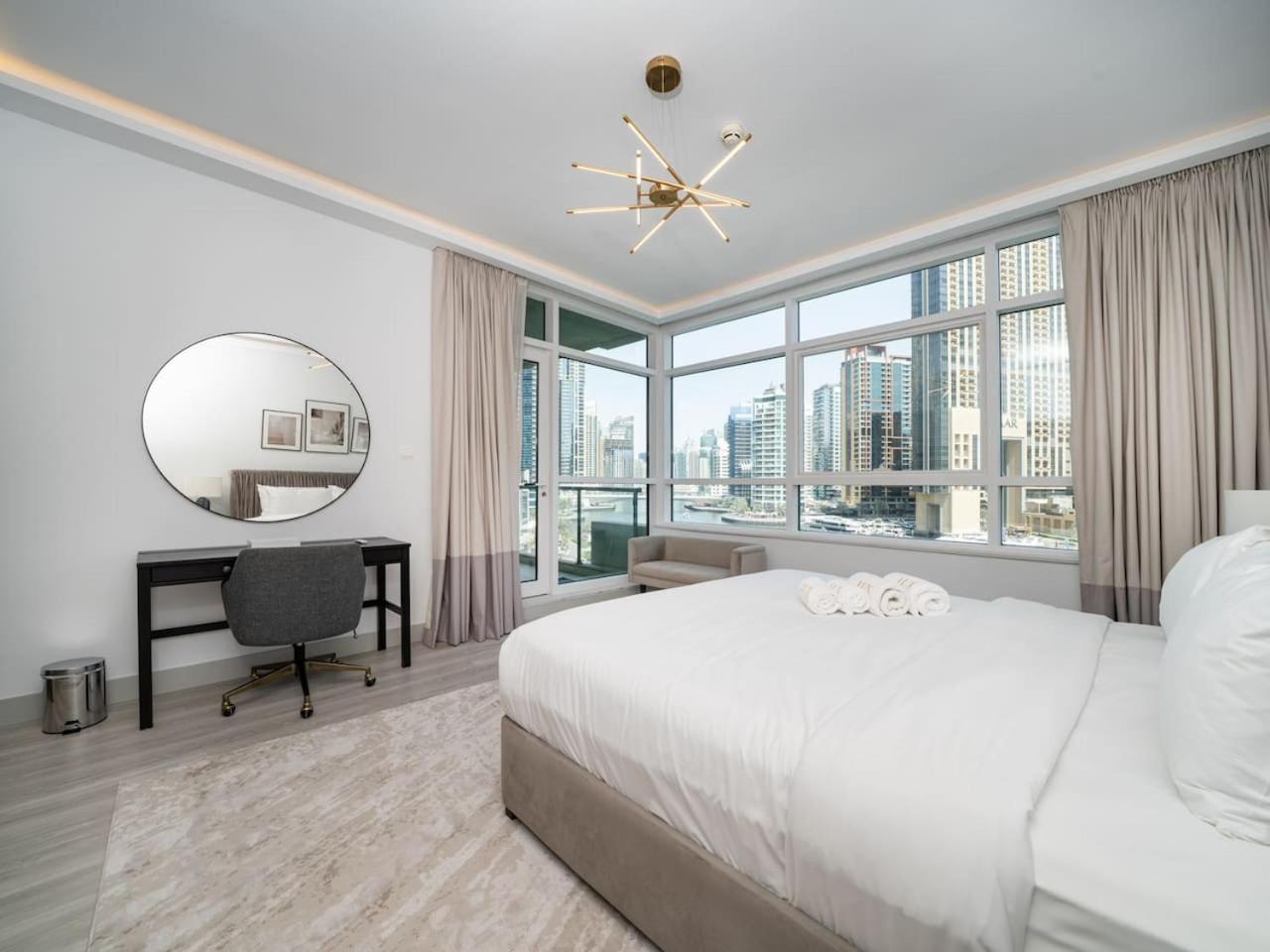 Waterfront Marina 3-bedroom Sanctuary * Dubai