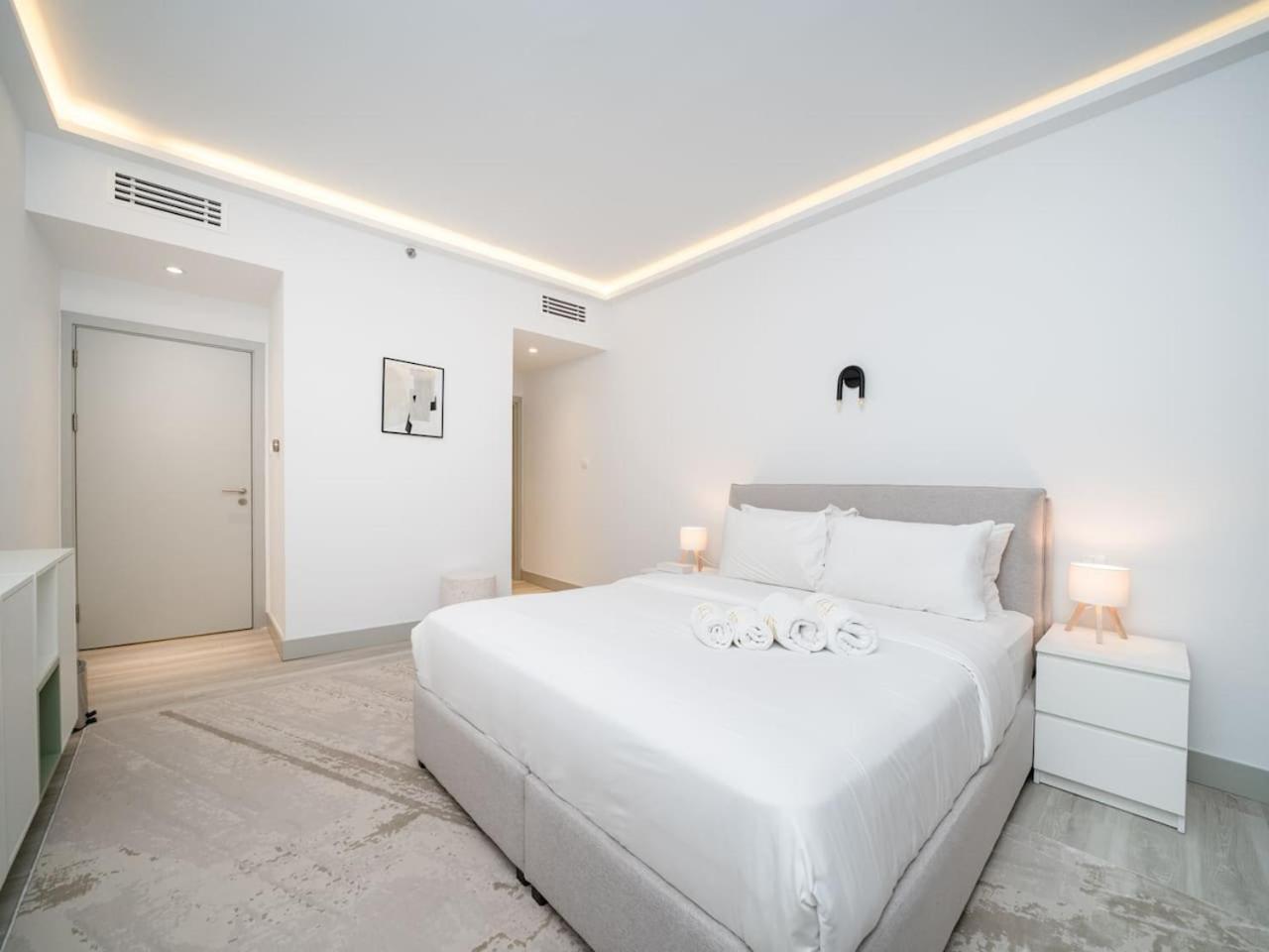 Apartment Waterfront Marina 3-bedroom Sanctuary Dubai