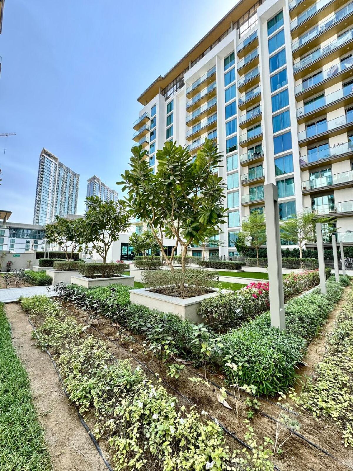 Modern And Spacious Near Burj Khalifa *