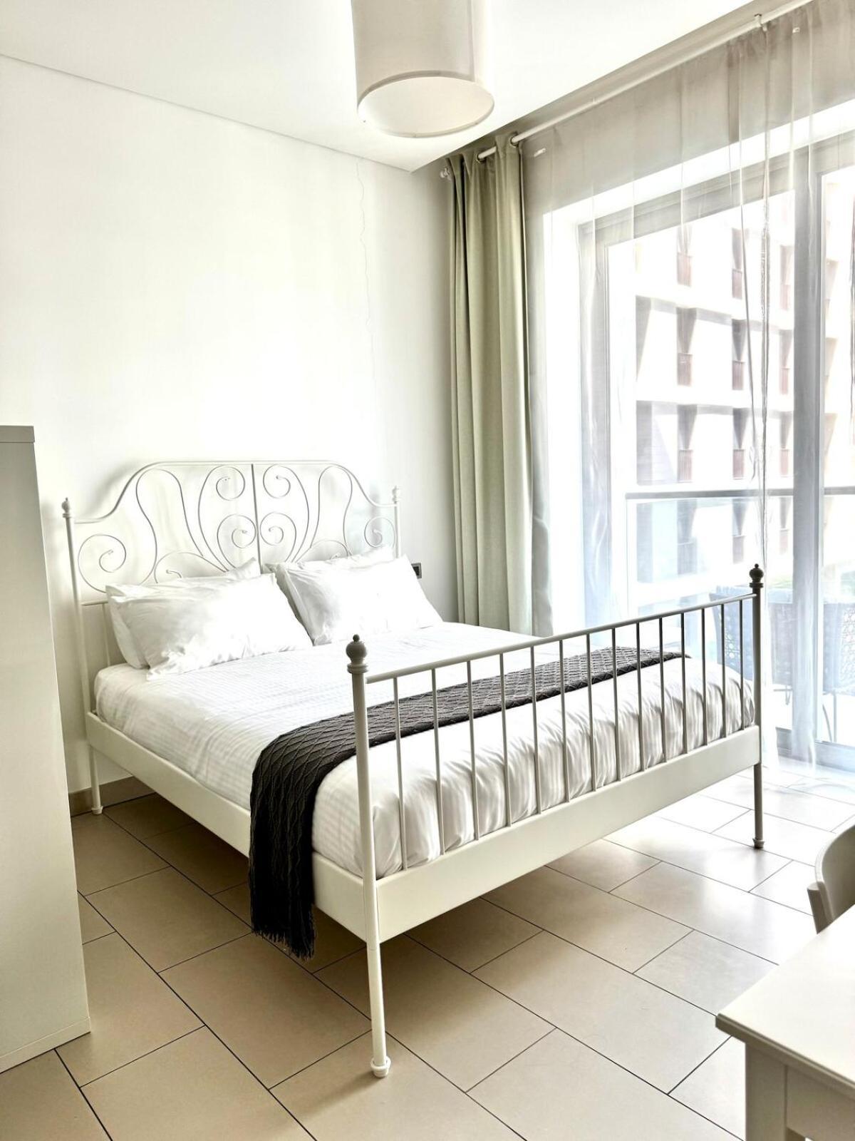 Apartment Modern And Spacious Near Burj Khalifa Dubai