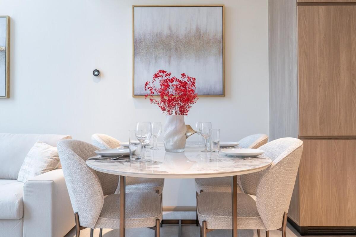 Apartment Elegant 1bhk By Czechin Luxe With Pool And Gym Dubai