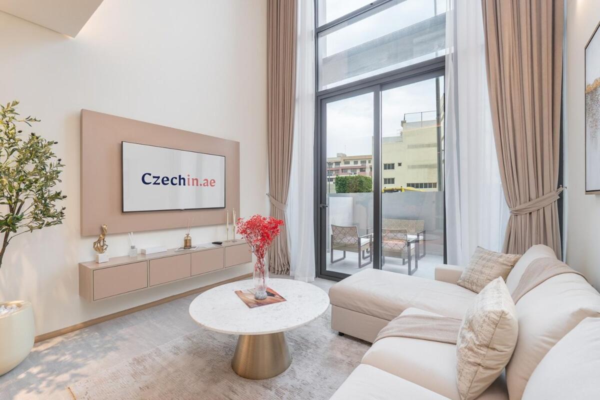 Elegant 1bhk By Czechin Luxe With Pool And Gym