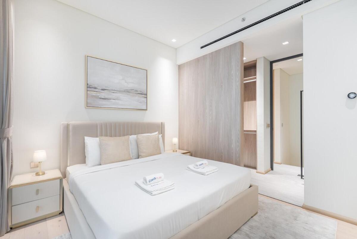 Apartment Elegant 1bhk By Czechin Luxe With Pool And Gym Dubai