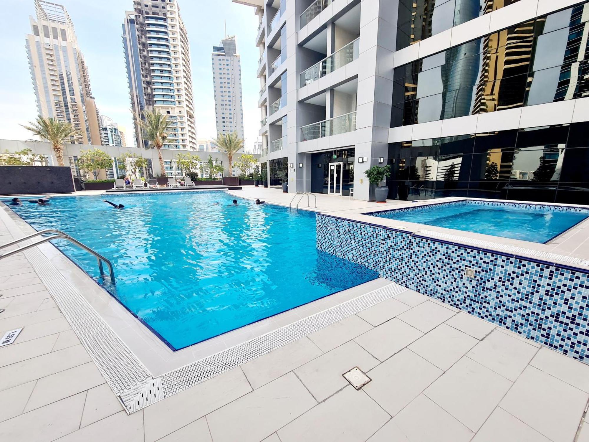 Sunrise Homes - Stunning 1 Bed - Marina Apartment Dubai