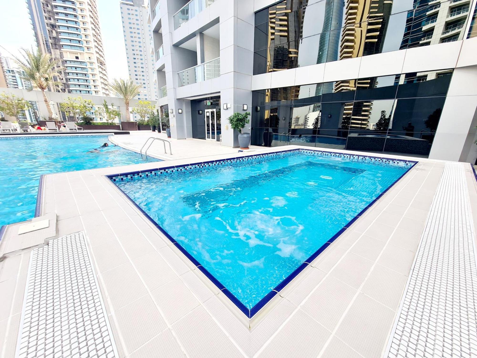 Sunrise Homes - Stunning 1 Bed - Marina