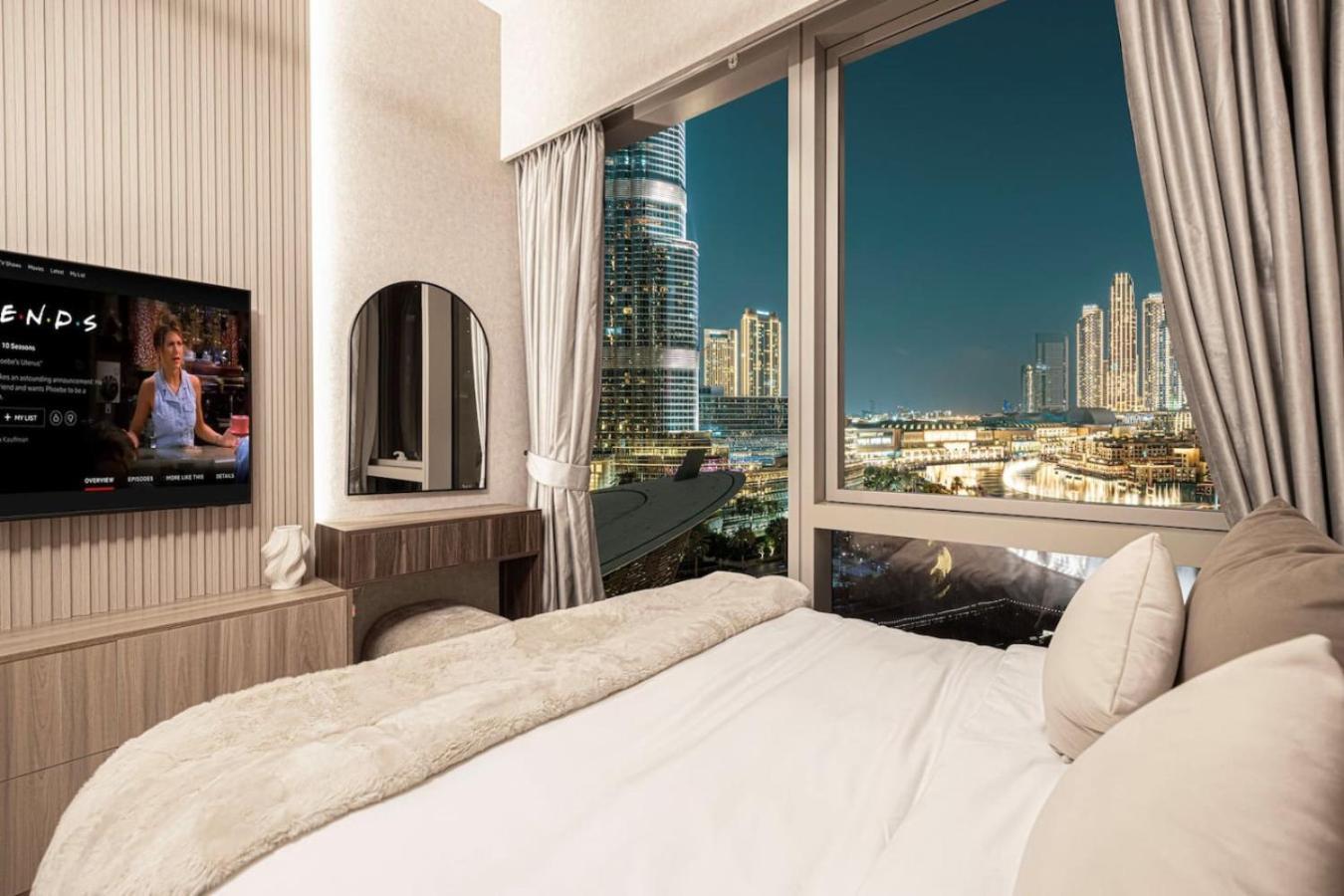New Years Luxury Burj Khalifa And Fountain Views Apartment