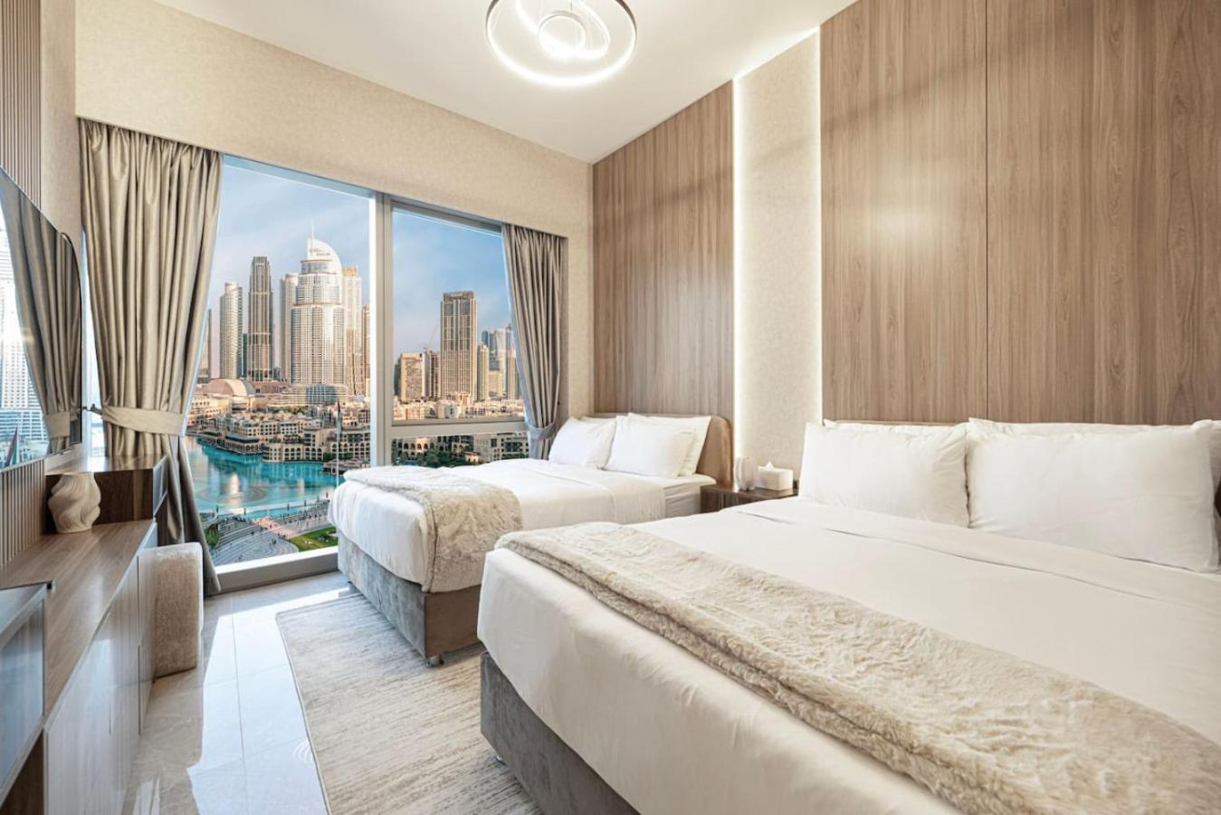 New Years Luxury Burj Khalifa And Fountain Views Apartment Dubai