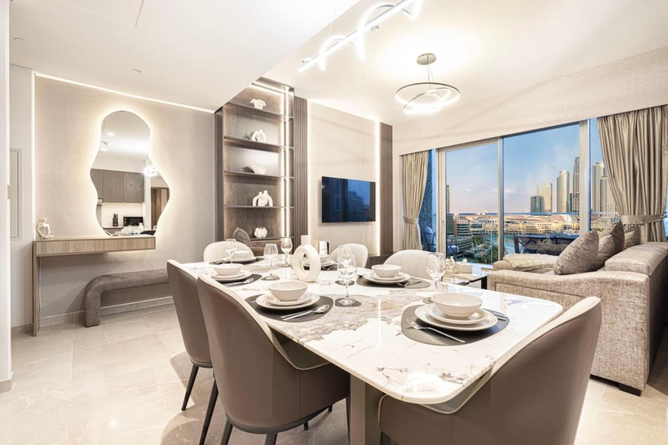 New Years Luxury Burj Khalifa And Fountain Views
