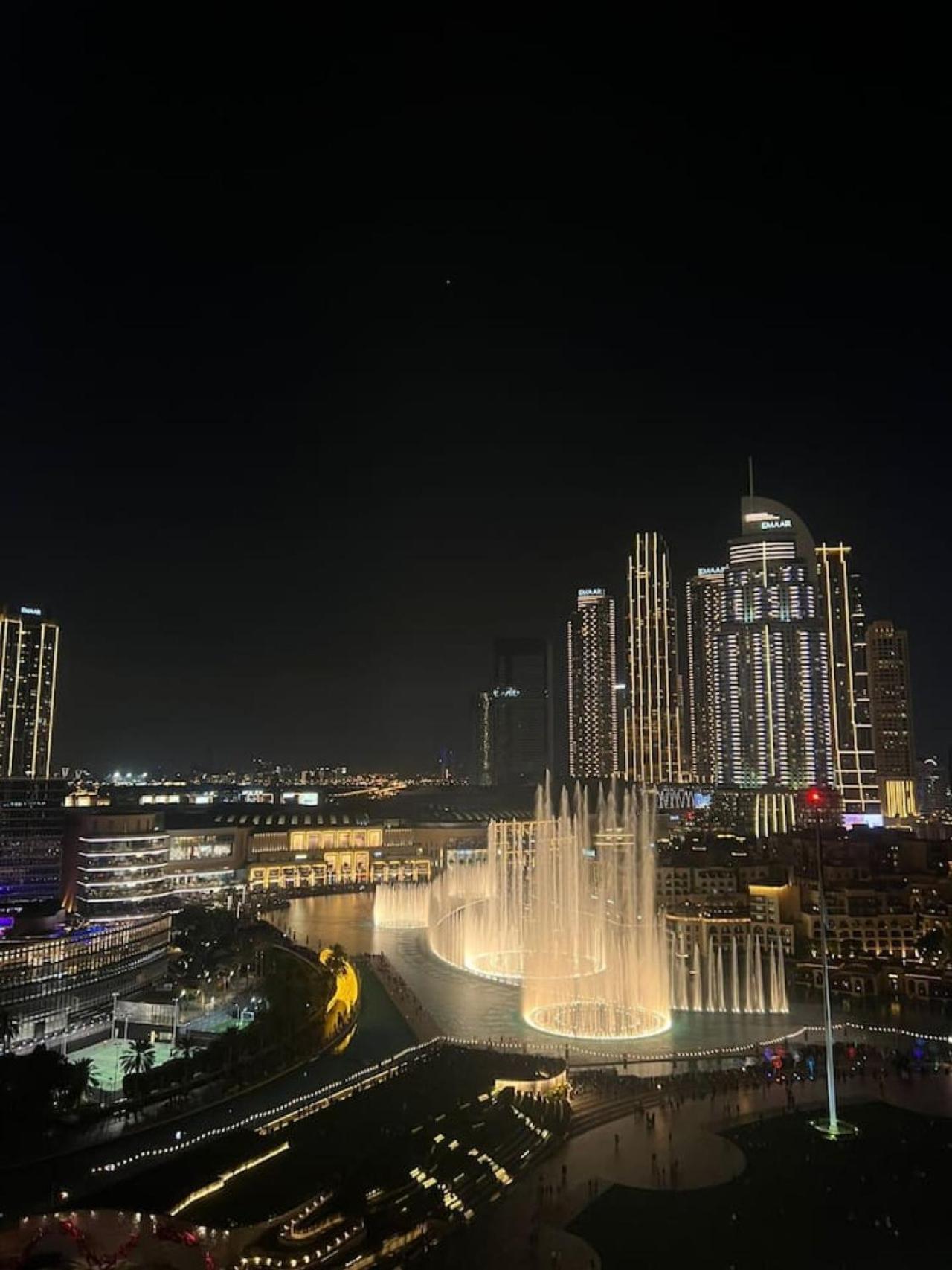 New Years Luxury Burj Khalifa And Fountain Views *